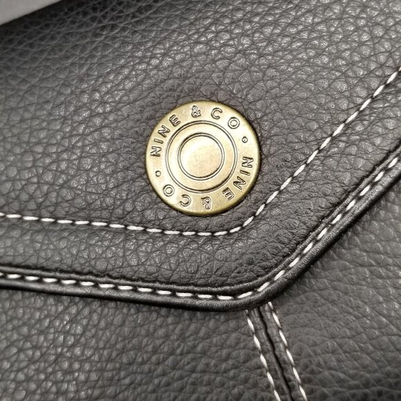 Nine & Co. - Snap Wallet - NWOT - Picture 4 of 8